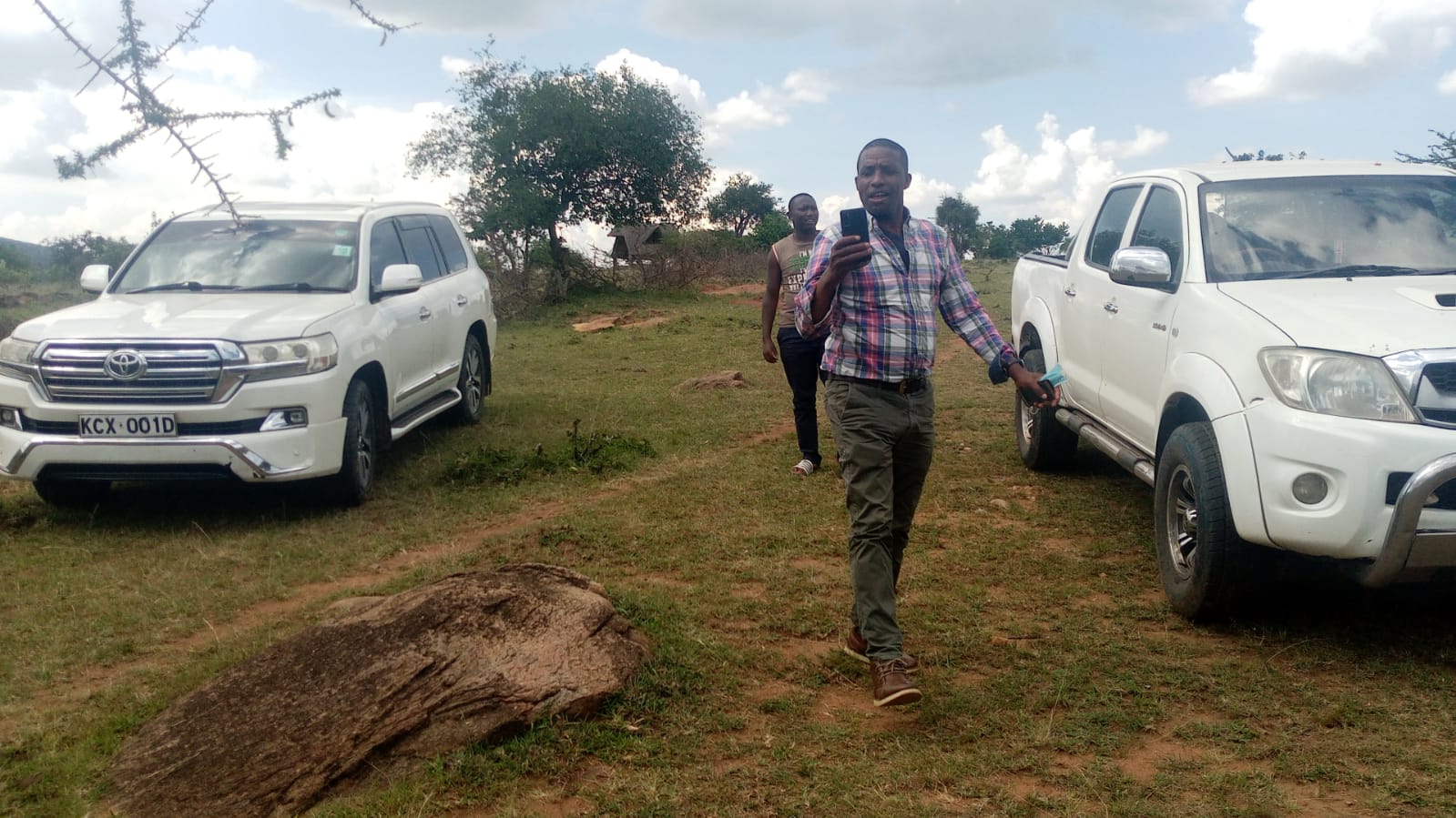 Zohari team arriving at MPASA site